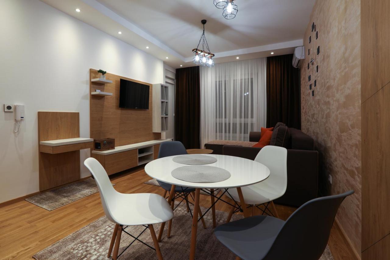 Apartment Promenada Avenija Novi Sad Exterior foto
