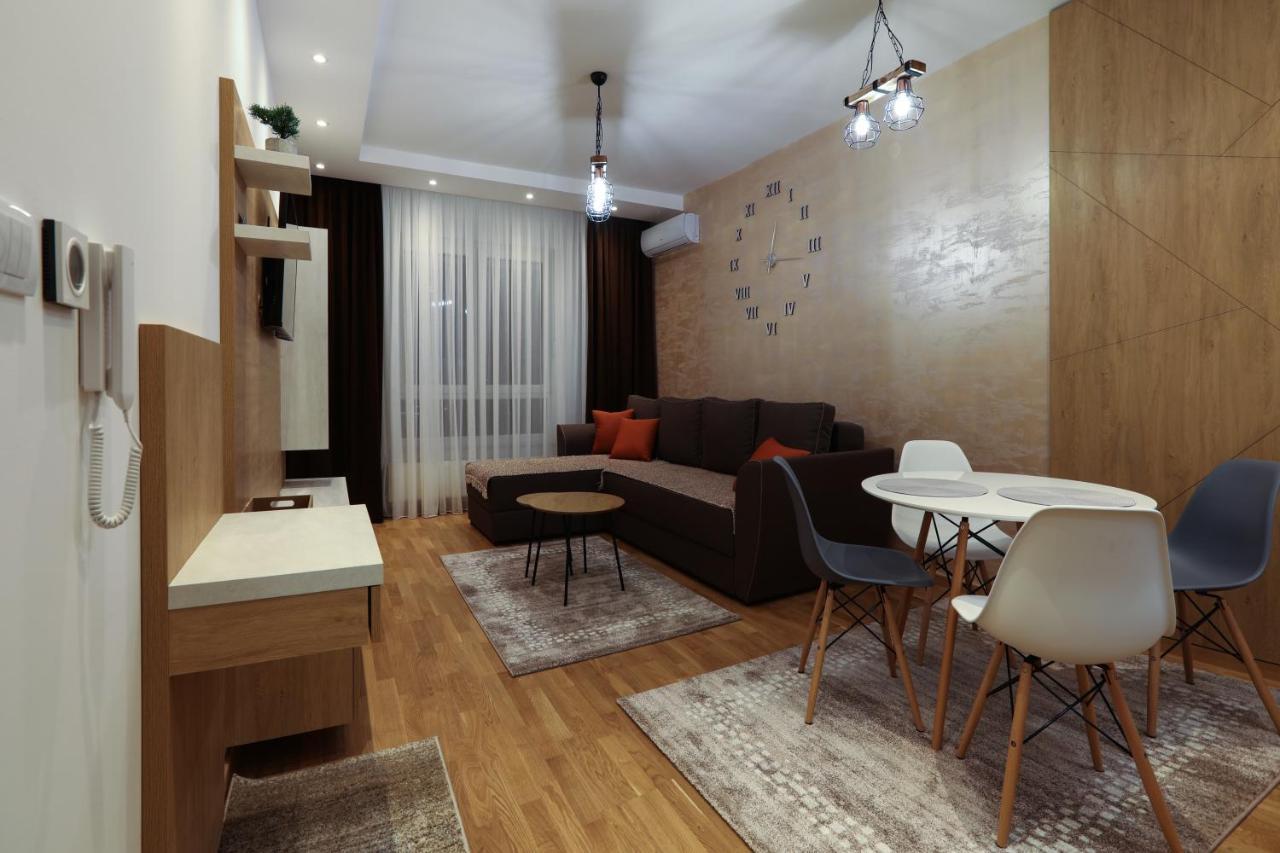 Apartment Promenada Avenija Novi Sad Exterior foto